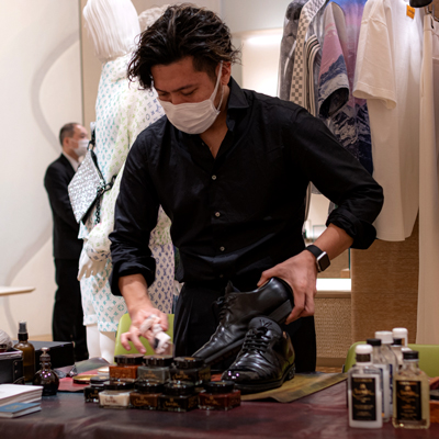 ルイ・ヴィトン シューケアイベントで靴を磨く Glayage KYOTO 樺澤氏
