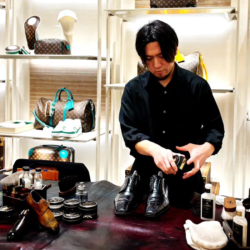 【ビジネスレポート2025】3月22・23日の2日間、東京・新宿 LOUIS VUITTON ルイ・ヴィトン 新宿髙島屋店にてシューケアイベントを実施しました。